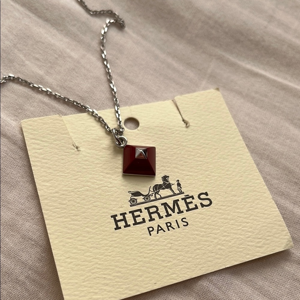 Hermès Medor Pendant Necklace